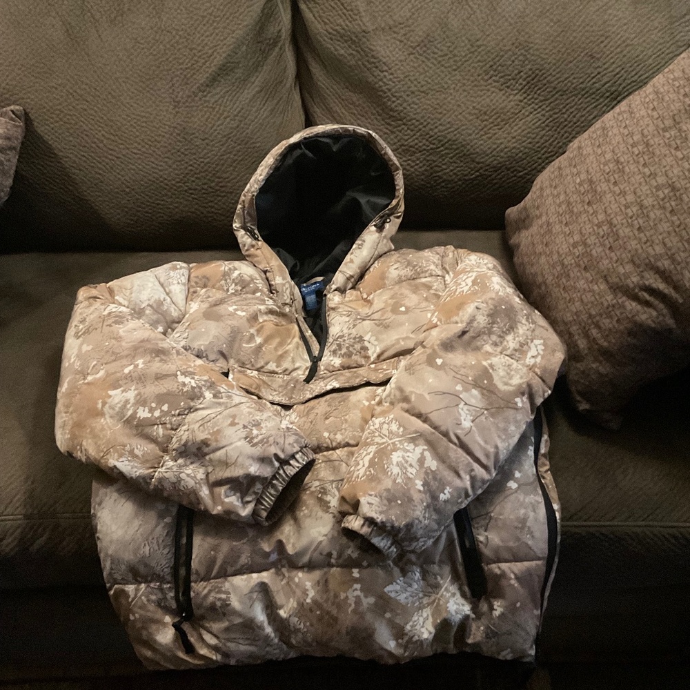Arizona boys puffer jacket size large